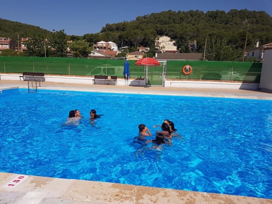 piscina mas romeu